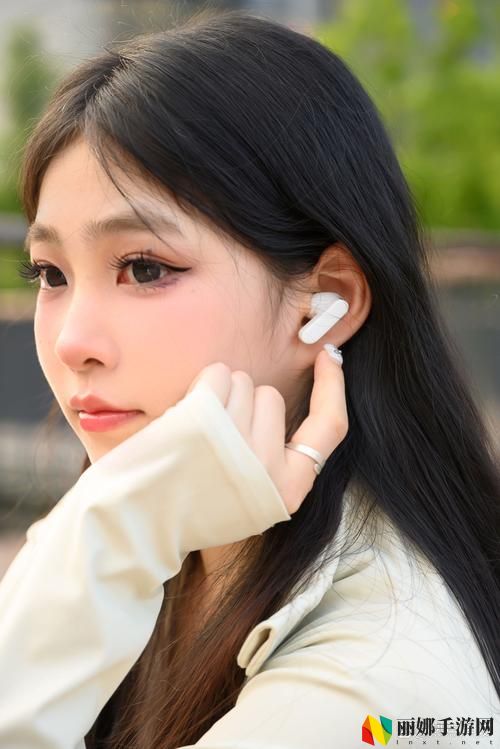 女生喘声2分30秒戴好耳机