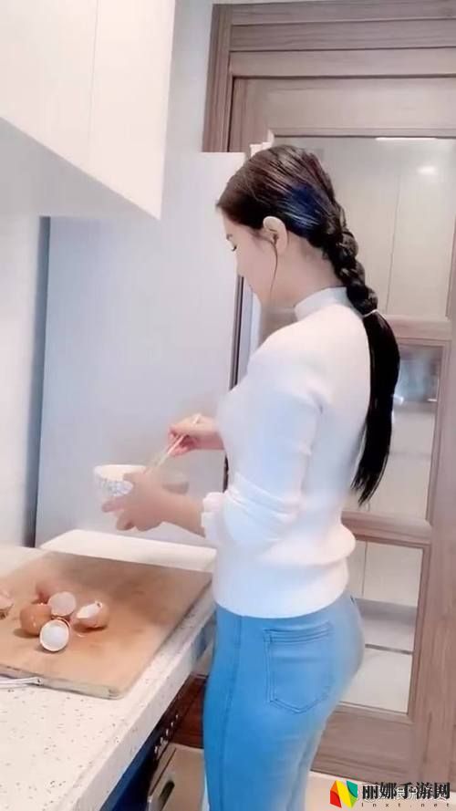 小婕子太紧了进不去