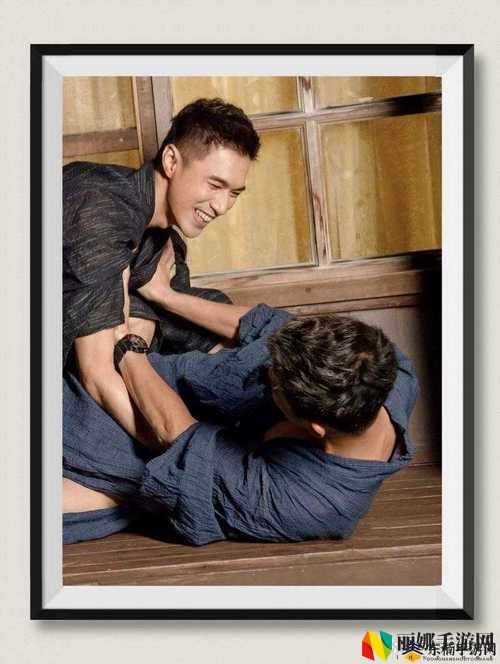 国产CHINESE男男GAY片,网友：突破标签，展现真实情感
